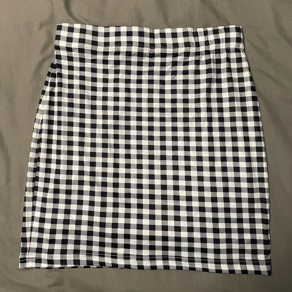 SHEIN Black and White Plaid Mini Skirt